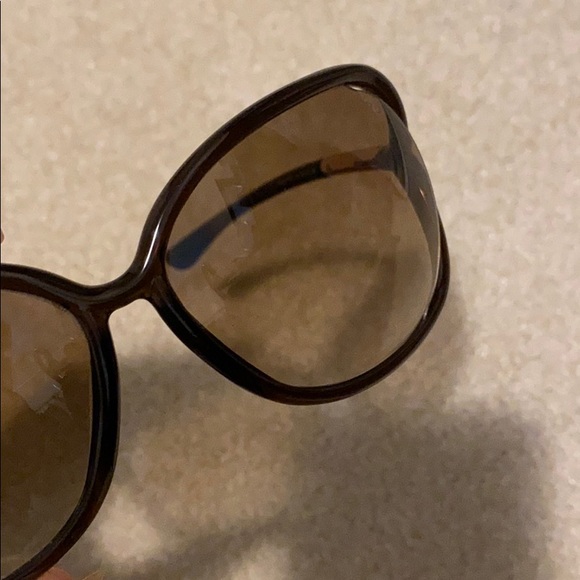 GUC Tom Ford Raquel Sunglasses - Picture 9 of 10